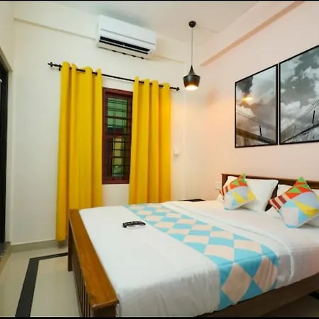 Kalapurayil Residency Kochi Exterior photo