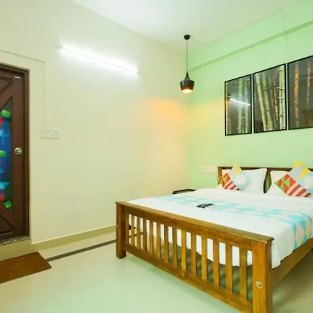 Kalapurayil Residency Kochi Exterior photo