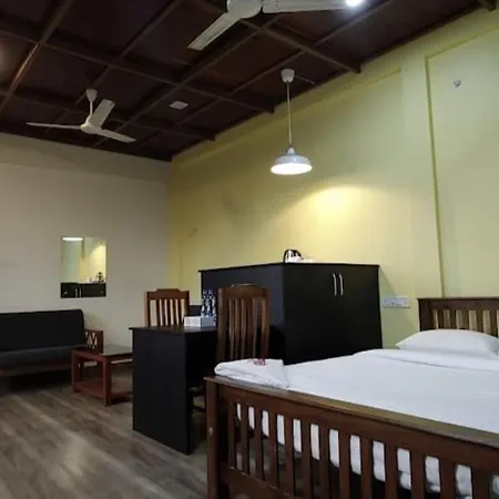 Kalapurayil Residency Kochi Exterior photo